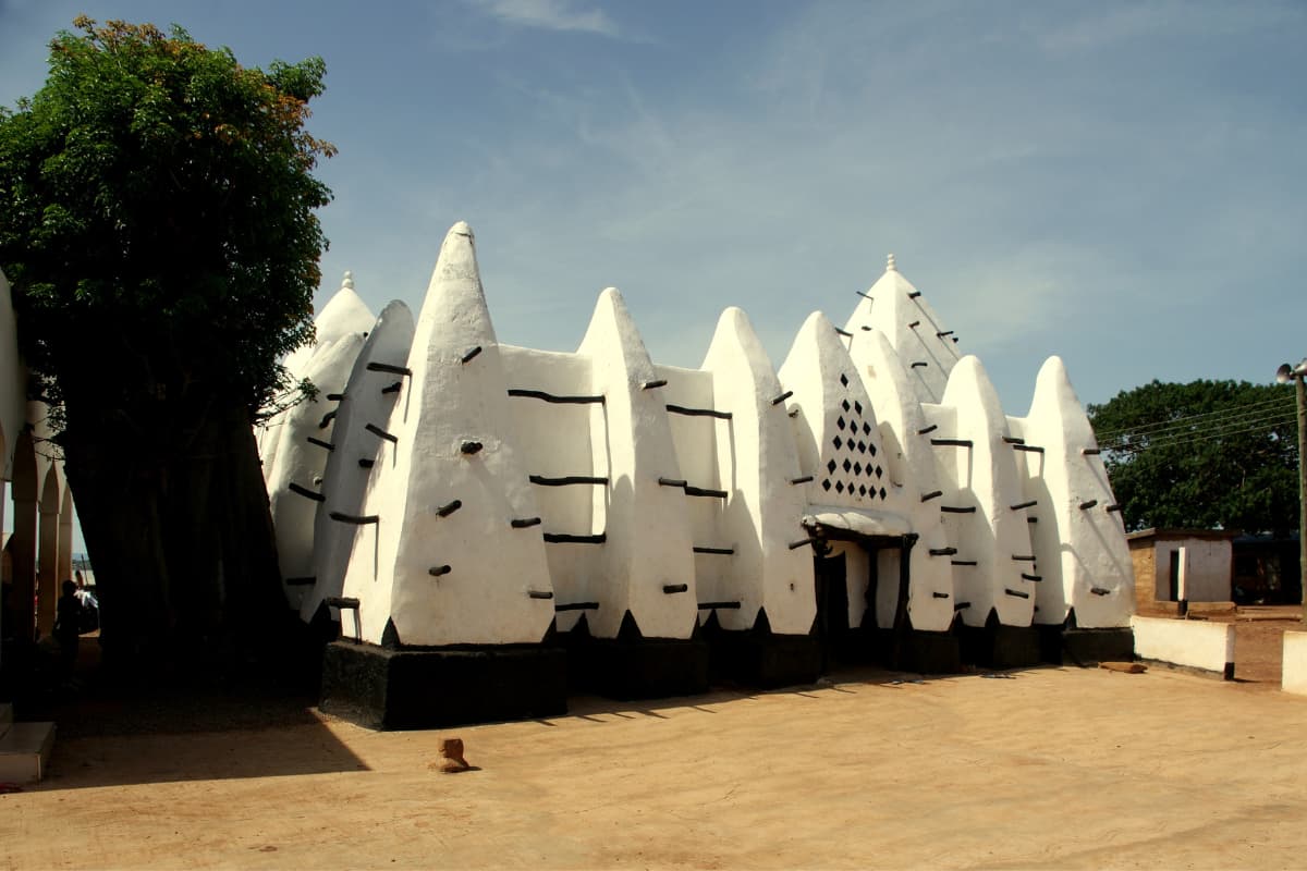Uploaded photograph of Larabanga Mosque
